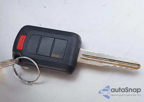 2018 Mitsubishi Mirage Es из США, поврежденный, VIN ML32A3HJ7JH000426